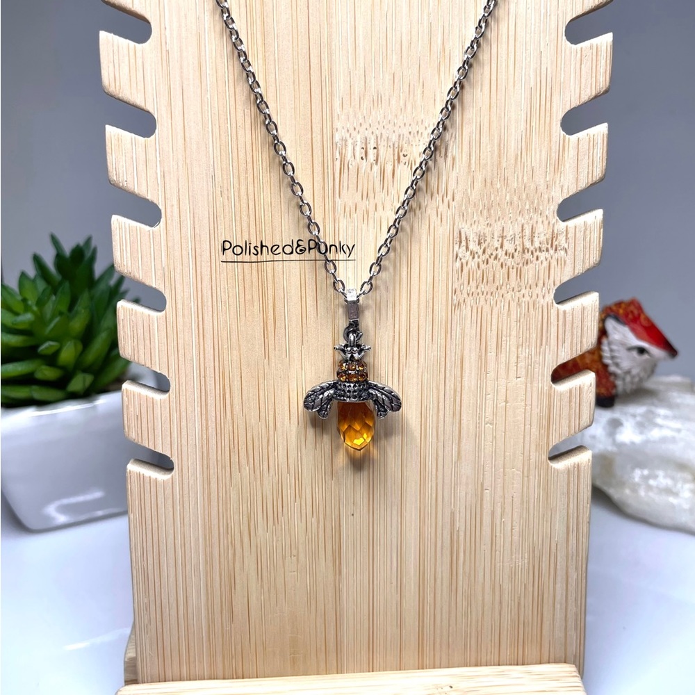 Honey Bee Necklace ~ Bee necklace ~ Honey Pot necklace ~ in gift box